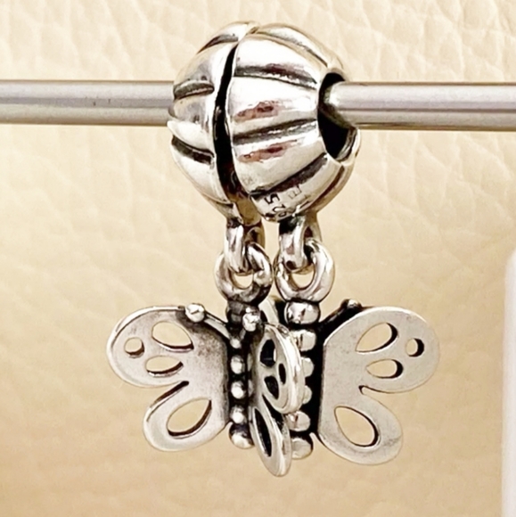 PAIR of Pandora charm dangle " Friends forever " #790531 - Picture 12 of 14